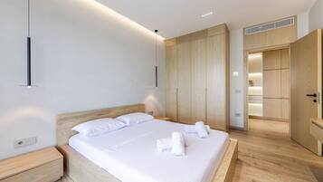 House, Smoking | 4 bedrooms
