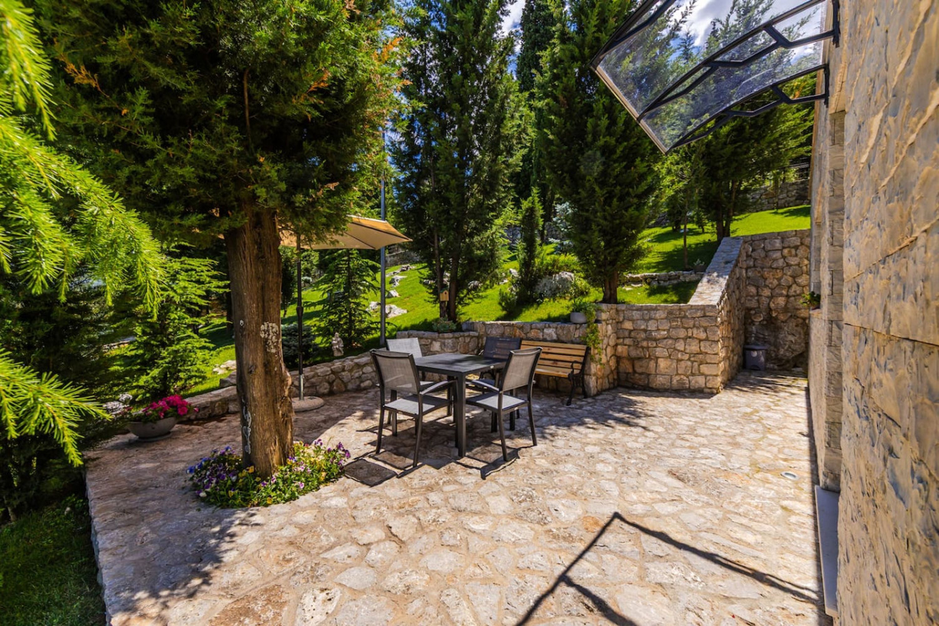House, Smoking | 4 bedrooms