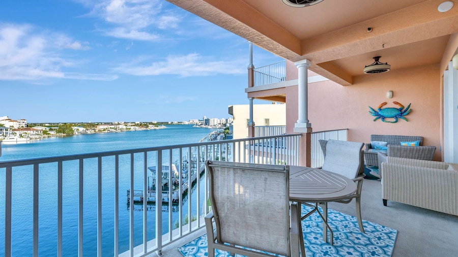 Waterfront 3B Balcony Hot Tub Pool Near Beach