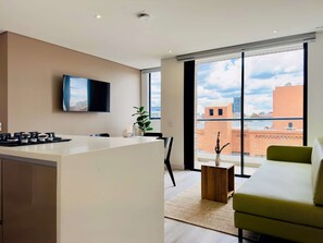 House | 2 bedrooms, Internet - w Flawless 2BR w Balcony in Santa Barbara (Bogotá)