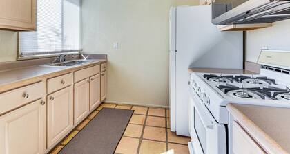 Hike, Sip & Explore: Couples Retreat in Fallbrook