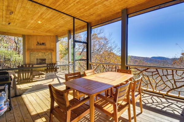 Near Waterfalls: Scenic Highlands Group Getaway! - Highlands, NC
