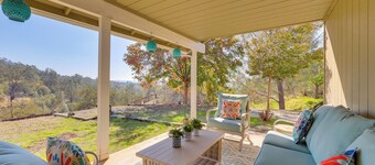 Scenic Yosemite Lakes Escape w/ Community Perks!