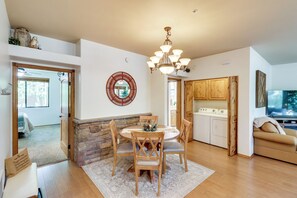 Apartment (2 Bedrooms) | Interior - 'our Neck of the Woods' in Torreon Golf Community (Show Low)