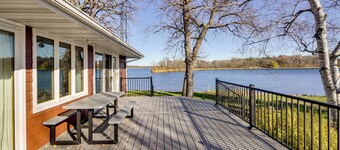 South Long Lake Home w/ Swim Area: Pets Welcome!