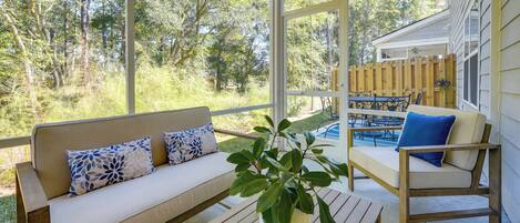 Apartment (3 Bedrooms) | Front of property