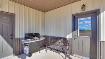 Apartment (0 Bedroom) | Interior