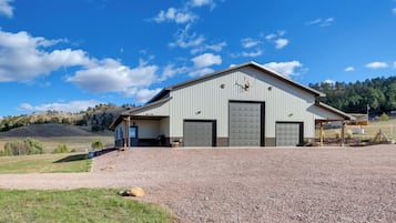 Apartment (0 Bedroom) | Interior