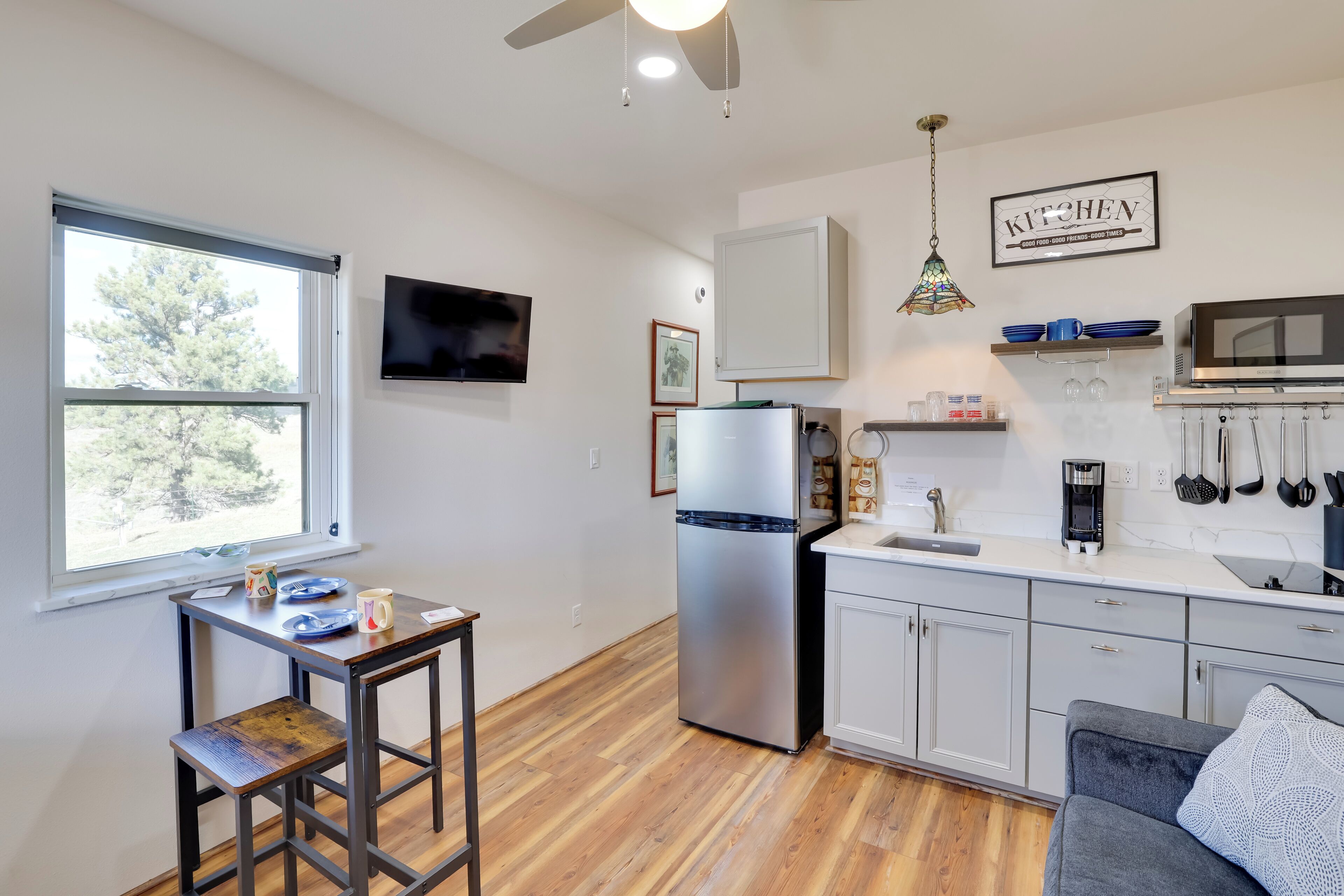 Apartment (0 Bedroom) | Interior