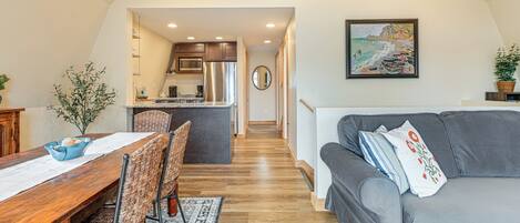 Cottage (2 Bedrooms) | Interior