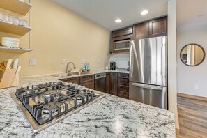 Cottage (2 Bedrooms) | Interior