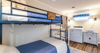 'wilson Waterfront Getaway' Near Hikes & Wineries!