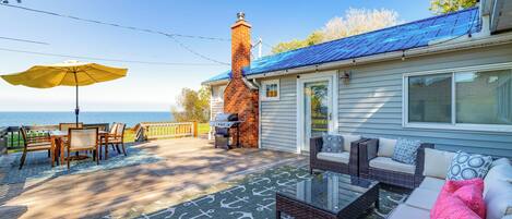 House (3 Bedrooms) | Front of property