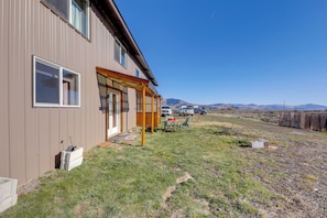 Apartment (0 Bedroom) | Interior - Studio Near Hot Minerals Soak: 360-view of Valley! (Hot Springs)
