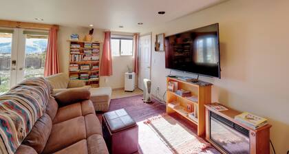 Studio Near Hot Minerals Soak: 360-view of Valley!