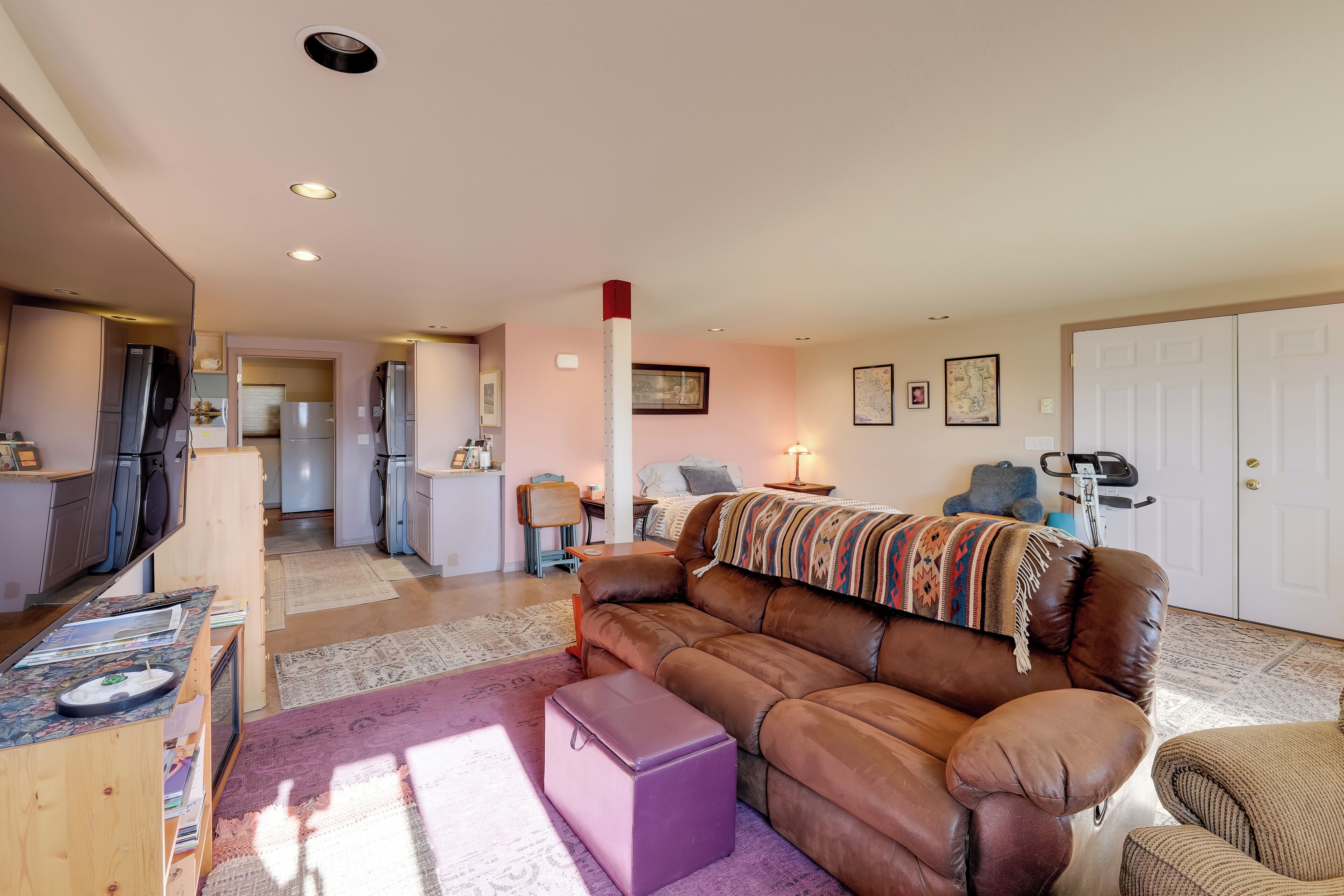 Apartment (0 Bedroom) | Interior