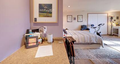 Studio Near Hot Minerals Soak: 360-view of Valley!