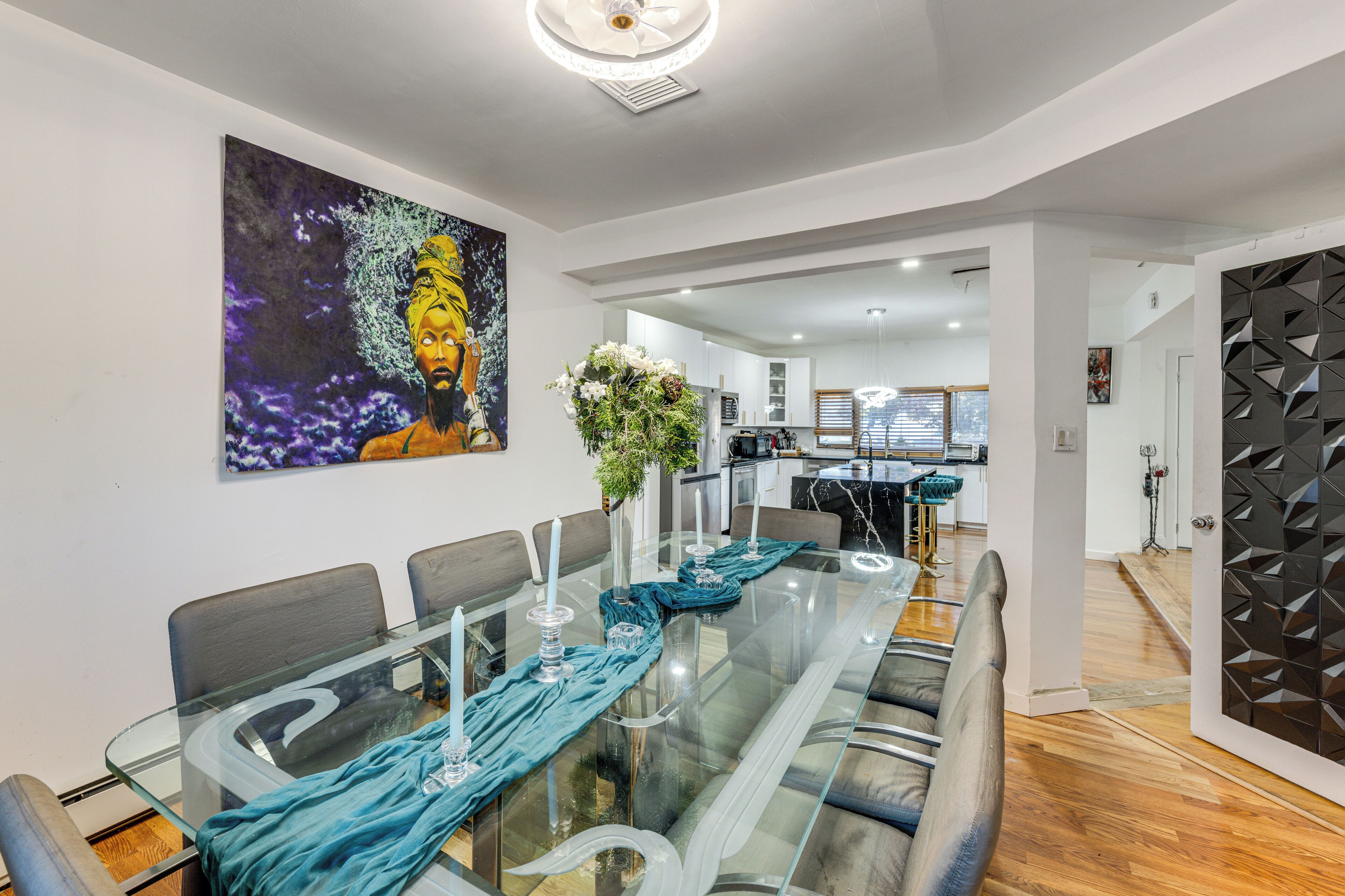 House (3 Bedrooms) | Interior