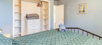 Trail Access On-site! Scenic Rock Springs Getaway