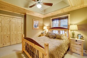 House (4 Bedrooms) | Interior - Benoit Lake Escape! Luxe Northwoods Cabin (Spooner)