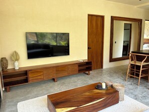 Comfort Apartment, 2 Bedrooms, Private Pool, Garden View | Executive lounge - 2BR Penthouse  Pool & Gym Tulum A5 (Tulum)