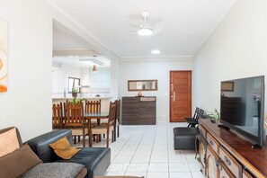 Basic Apartment | Living area - Aprts in a Condominium 400 Meters fr/ Praia Grande, Ubatuba - Vlis (Ubatuba)