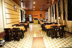 تناول الطعام