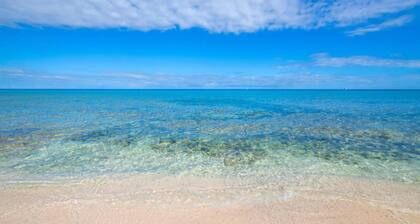 Oceanfront Residency Luxury 2b2b ,1-6 Person ,terrasse, Beach Access Garden Pool