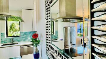 Apartment, 2 Bedrooms, Balcony, Garden View | Interior