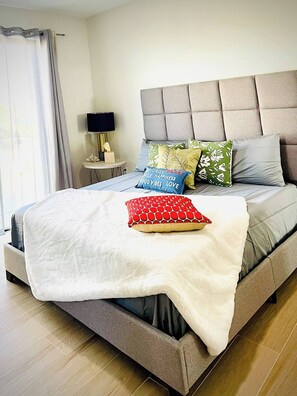 Apartment, 2 Bedrooms, Smoking, Balcony | 3 bedrooms