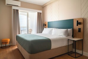 Studio | Individually decorated, individually furnished, desk, laptop workspace