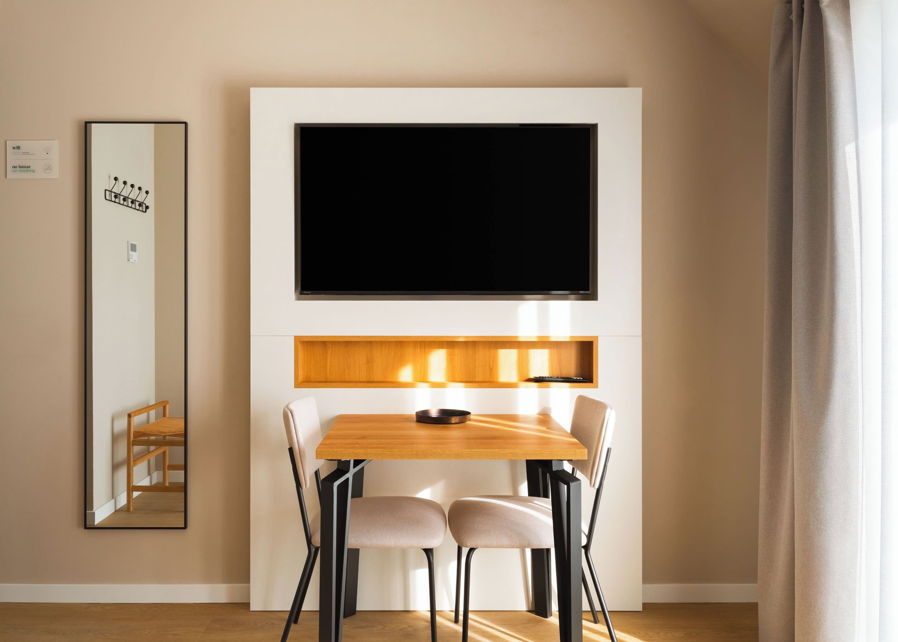 Décoration personnalisée, ameublement personnalisé, bureau