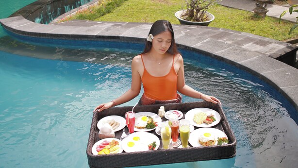 Kolam renang outdoor