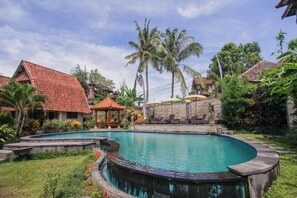 Outdoor pool - ABANGAN BUNGALOW  (Ubud)