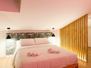 1 室のベッドルーム、WiFi、ベッドシーツ