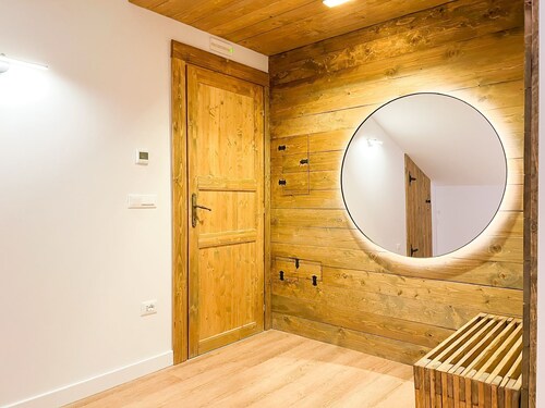 Luxury Room with emotional shower and chromotherapy - 2min from Hospital and GdF