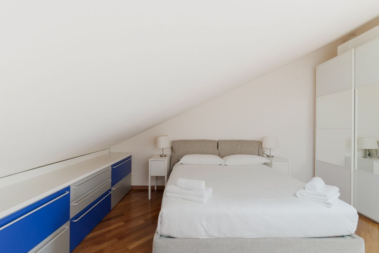2 bedrooms, iron/ironing board
