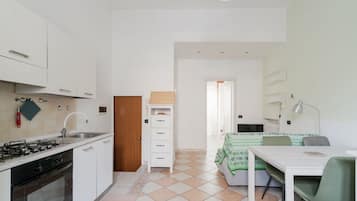 Fridge, microwave, toaster