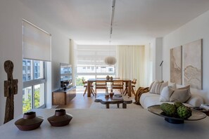 Apartment | 1 bedroom - Casa Mia Lux - Sea Point 2 Bedroom Apartment (Cape Town)