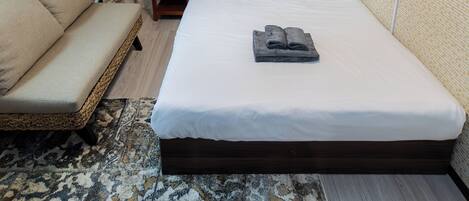 1 bedroom, iron/ironing board, WiFi, bed sheets