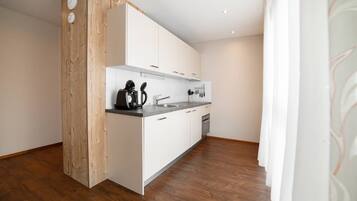 In-room safe, blackout curtains, soundproofing, iron/ironing board