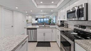 Fridge, microwave, oven, stovetop - Ocean Vista Towers 1006 (South Padre Island)