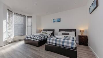 1 多间卧室、免费 WiFi、床单