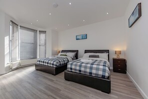 1 bedroom, free WiFi, bed sheets