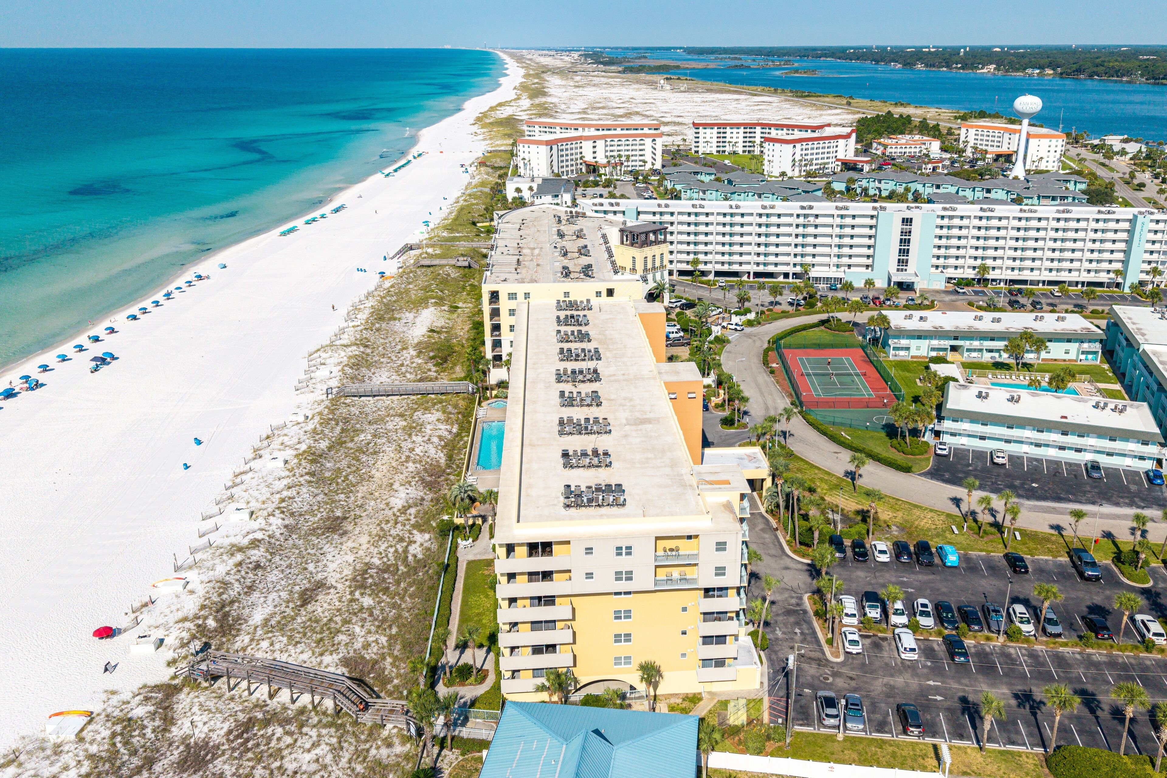 Condo, 2 Bedrooms | Exterior