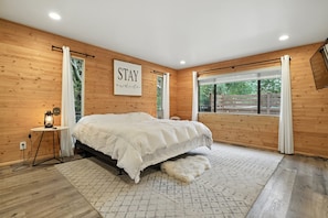 Cabin, 3 Bedrooms - Big Bear Lake Cabin With Game Room 3 Bedroom Cabin (Big Bear Lake)