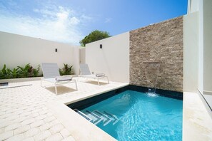 Villa, 2 Bedrooms | Pool - Sorrento 10 2 Bedroom Villa (Gibbes)