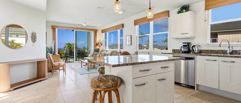 Condo, 2 Bedrooms | Interior