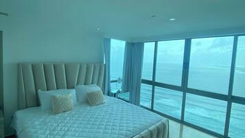 Shared Dormitory, 1 Bedroom, Smoking, Balcony | 1 bedroom