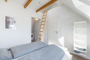 واي فاي مجانًا وملاءات أسرّة